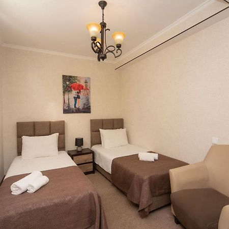 King David Hotel Tbilisi Esterno foto