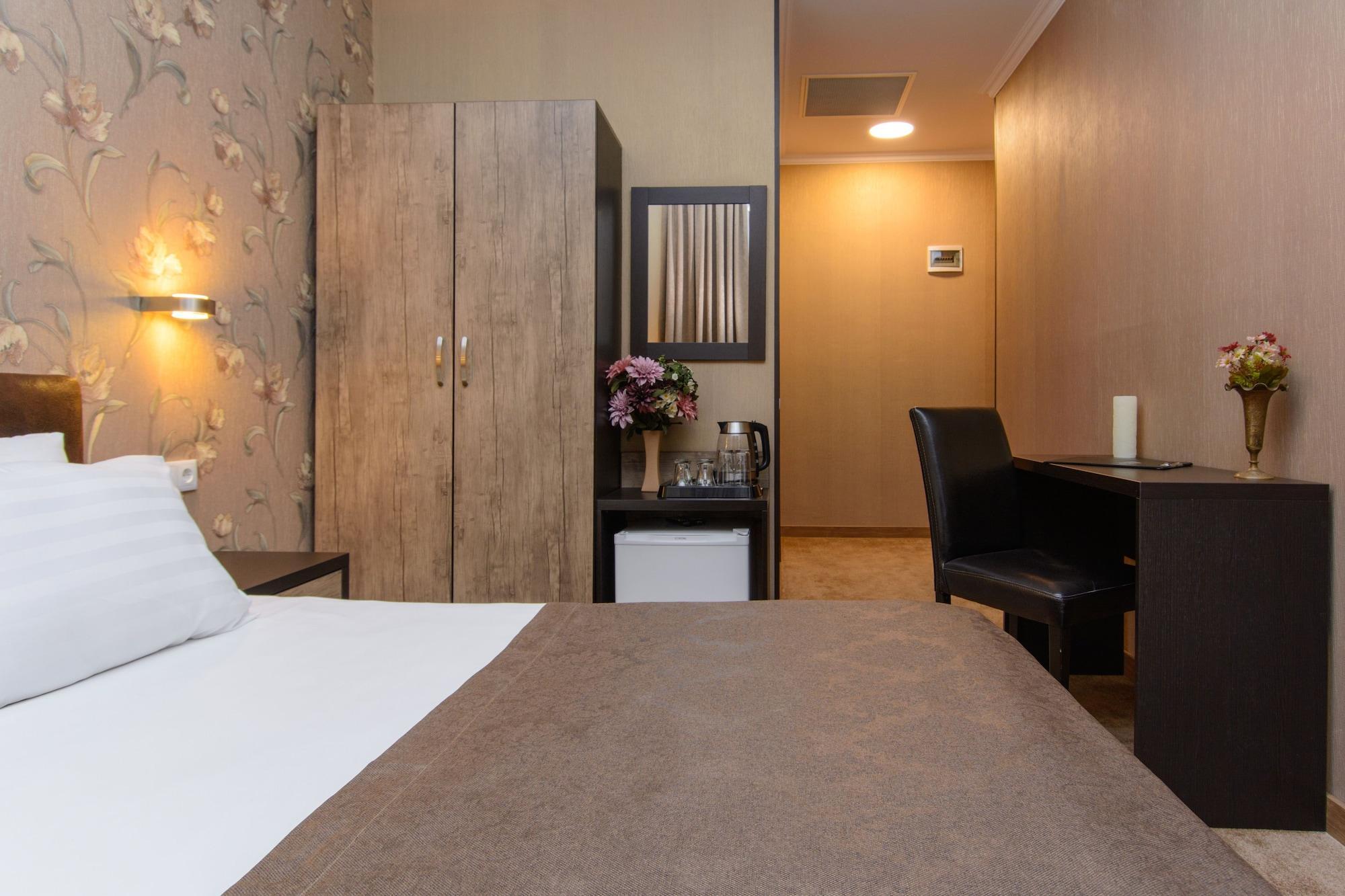 King David Hotel Tbilisi Esterno foto