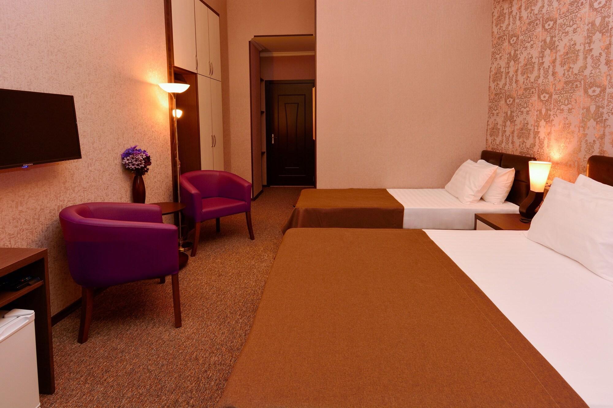 King David Hotel Tbilisi Esterno foto