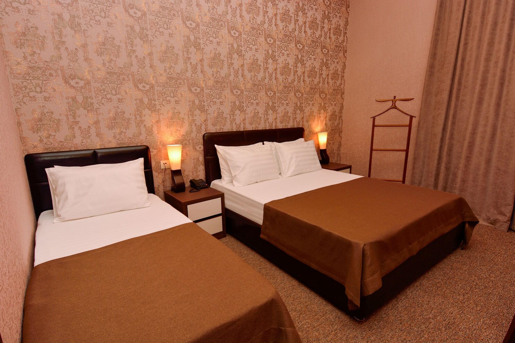 King David Hotel Tbilisi Esterno foto