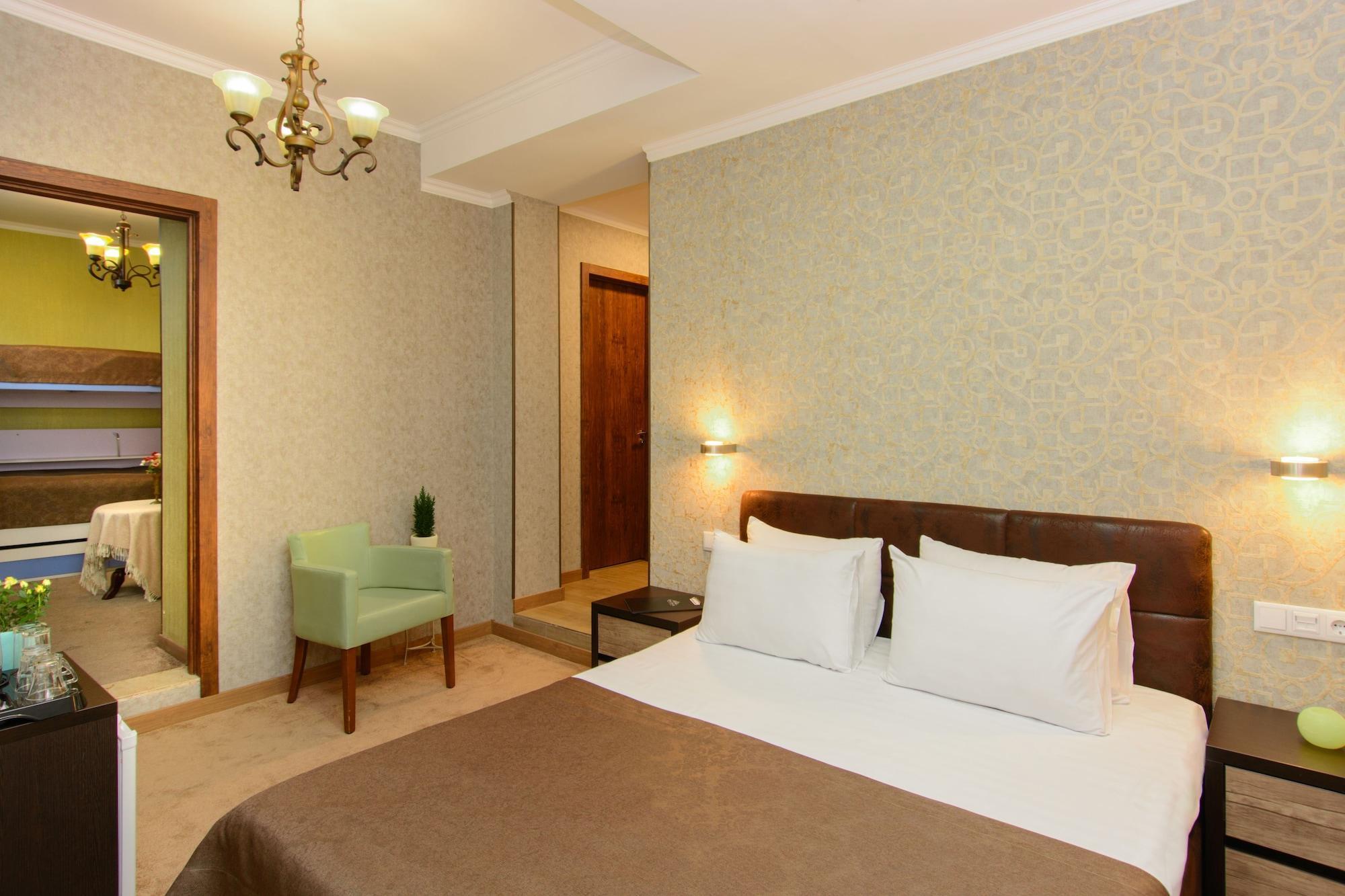 King David Hotel Tbilisi Esterno foto
