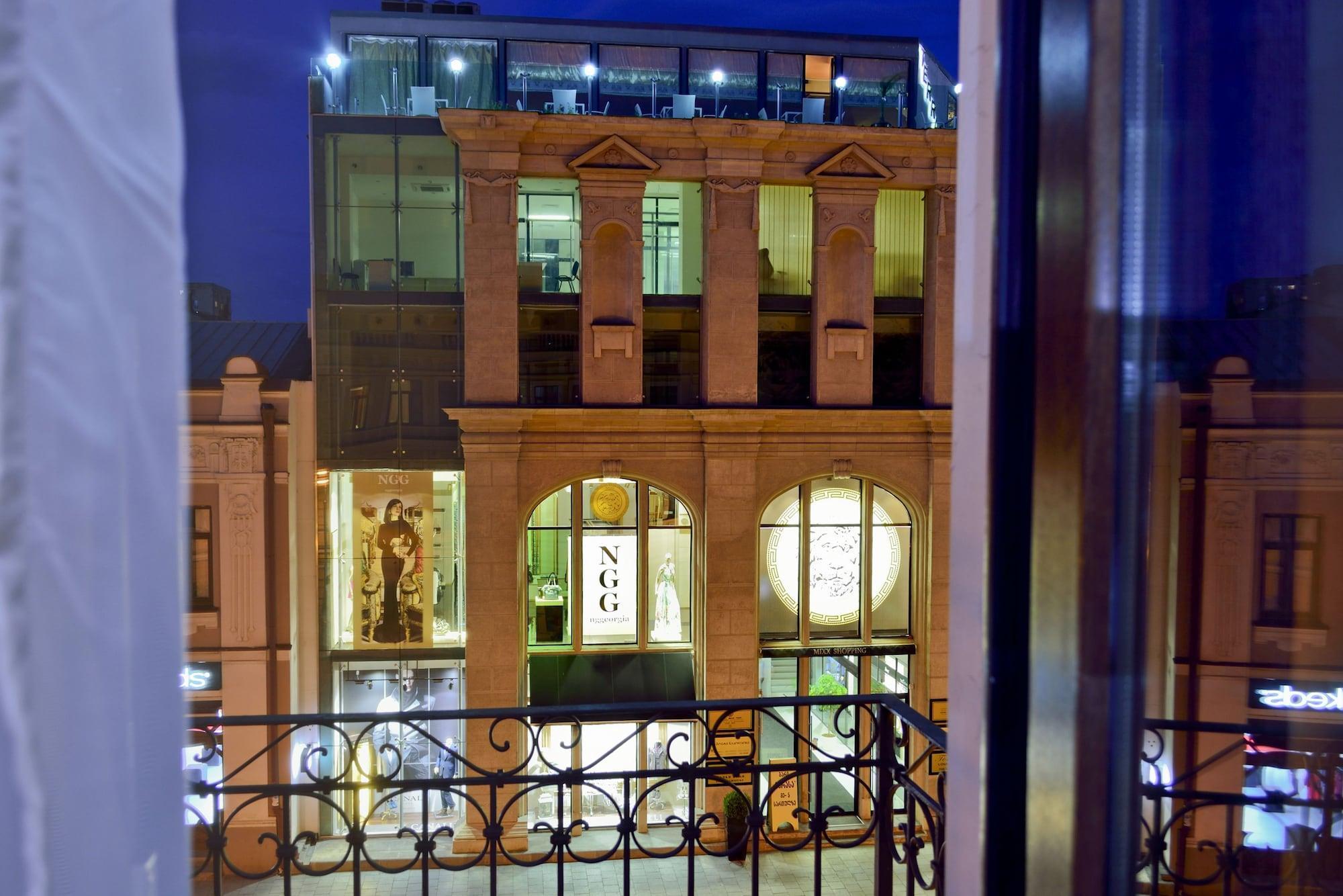 King David Hotel Tbilisi Esterno foto