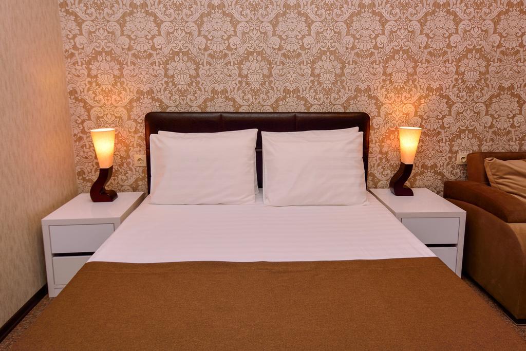 King David Hotel Tbilisi Esterno foto