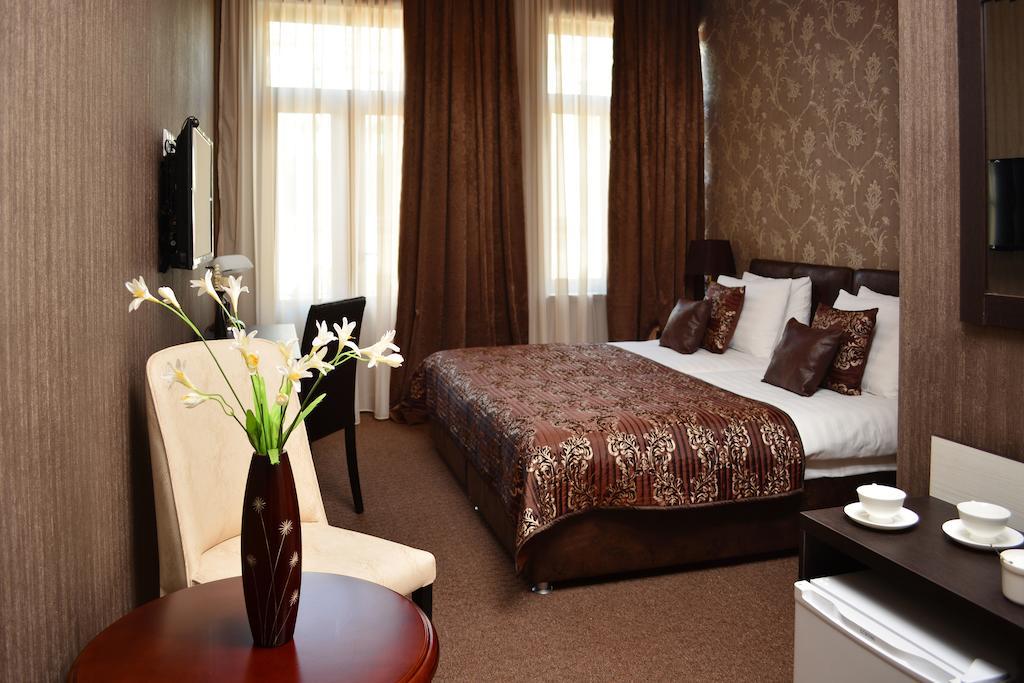 King David Hotel Tbilisi Esterno foto