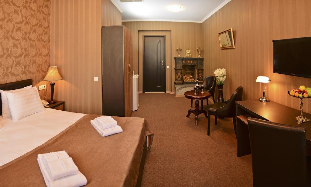 King David Hotel Tbilisi Esterno foto