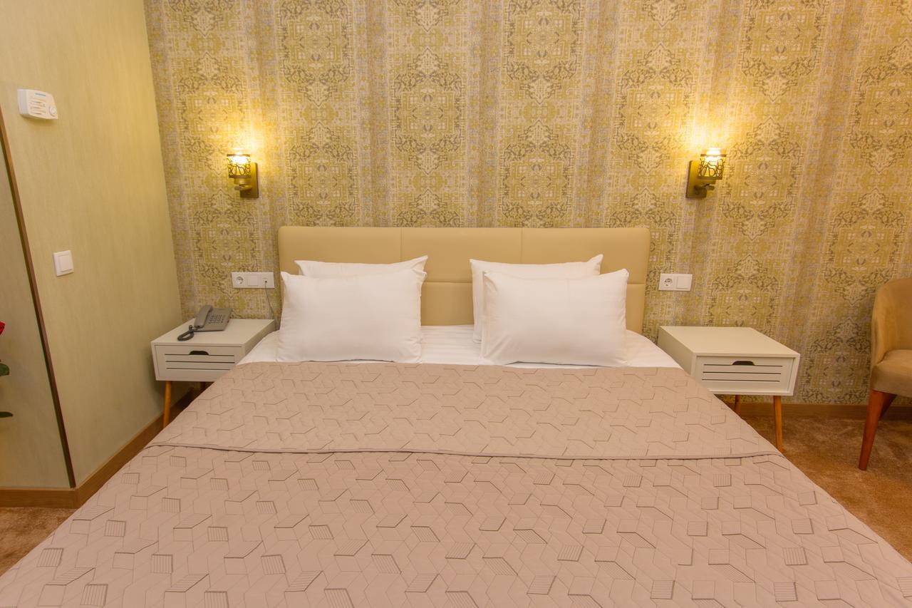 King David Hotel Tbilisi Esterno foto