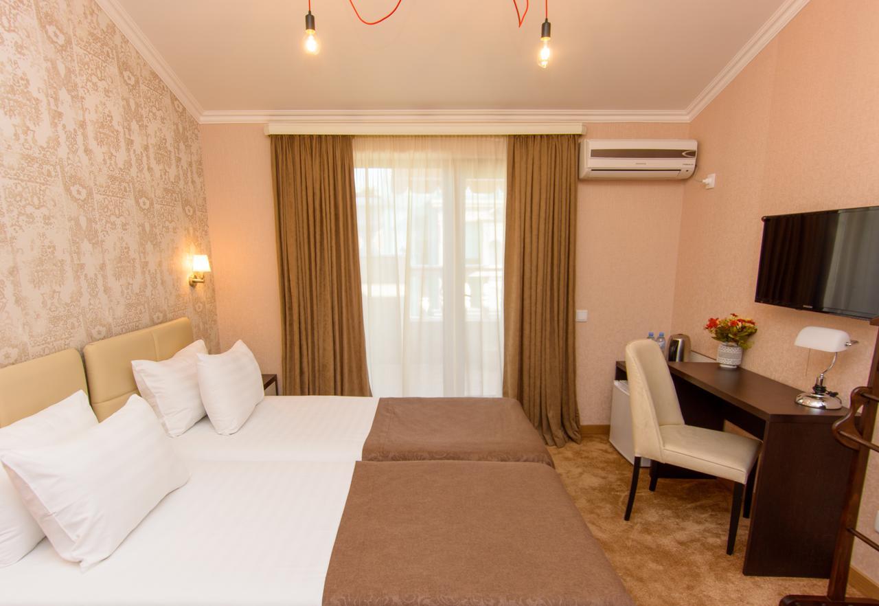 King David Hotel Tbilisi Esterno foto