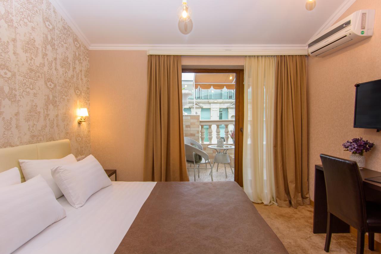 King David Hotel Tbilisi Esterno foto
